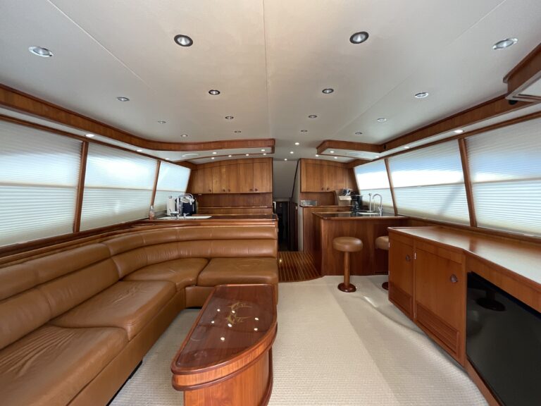yacht 2a